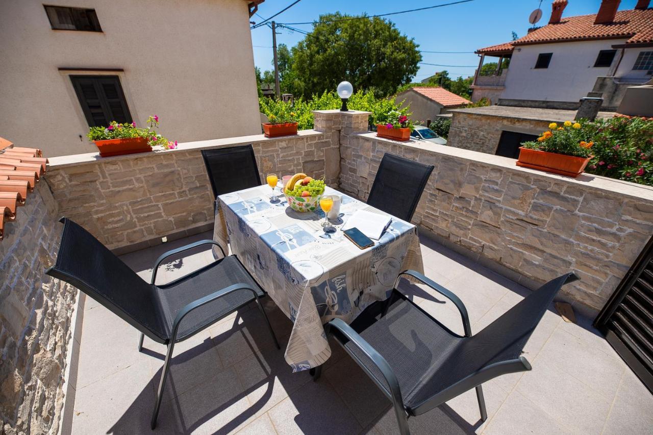Apartman Luka Krnica Εξωτερικό φωτογραφία